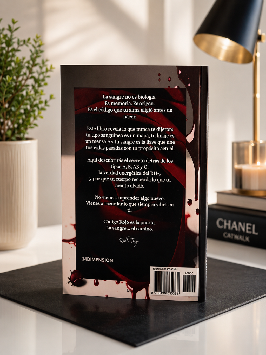 Código Rojo — Edición física — Paperback (tapa blanda) 125 páginas