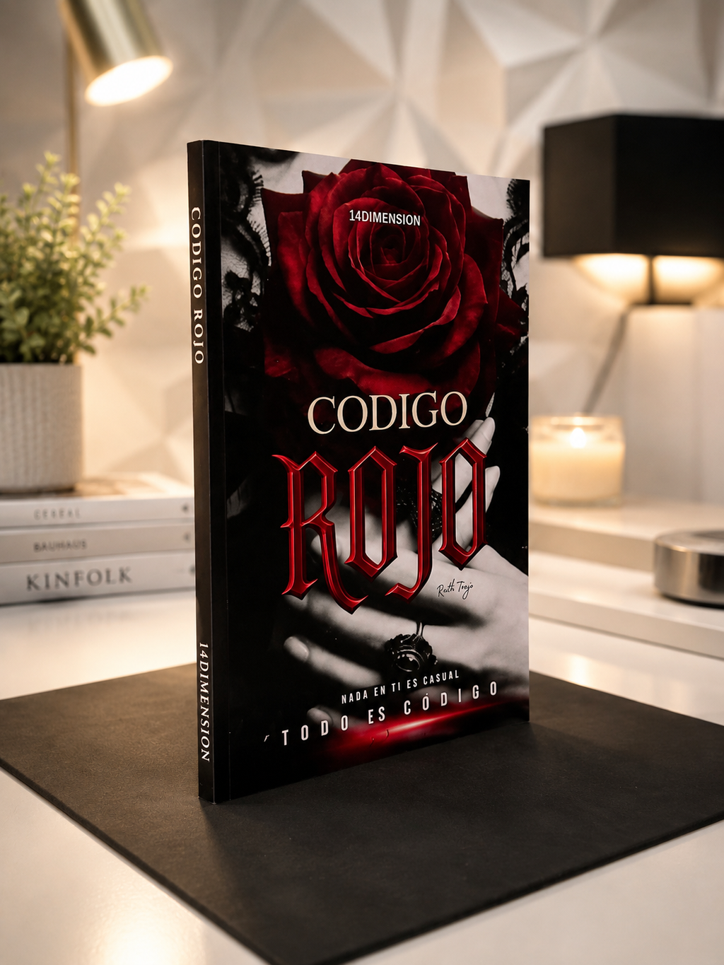 Código Rojo — Edición física — Paperback (tapa blanda) 125 páginas